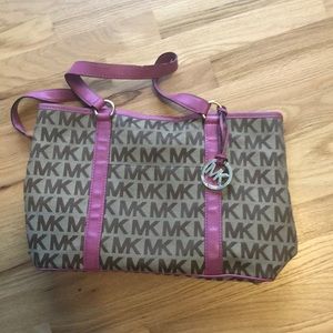 Michael kors purse